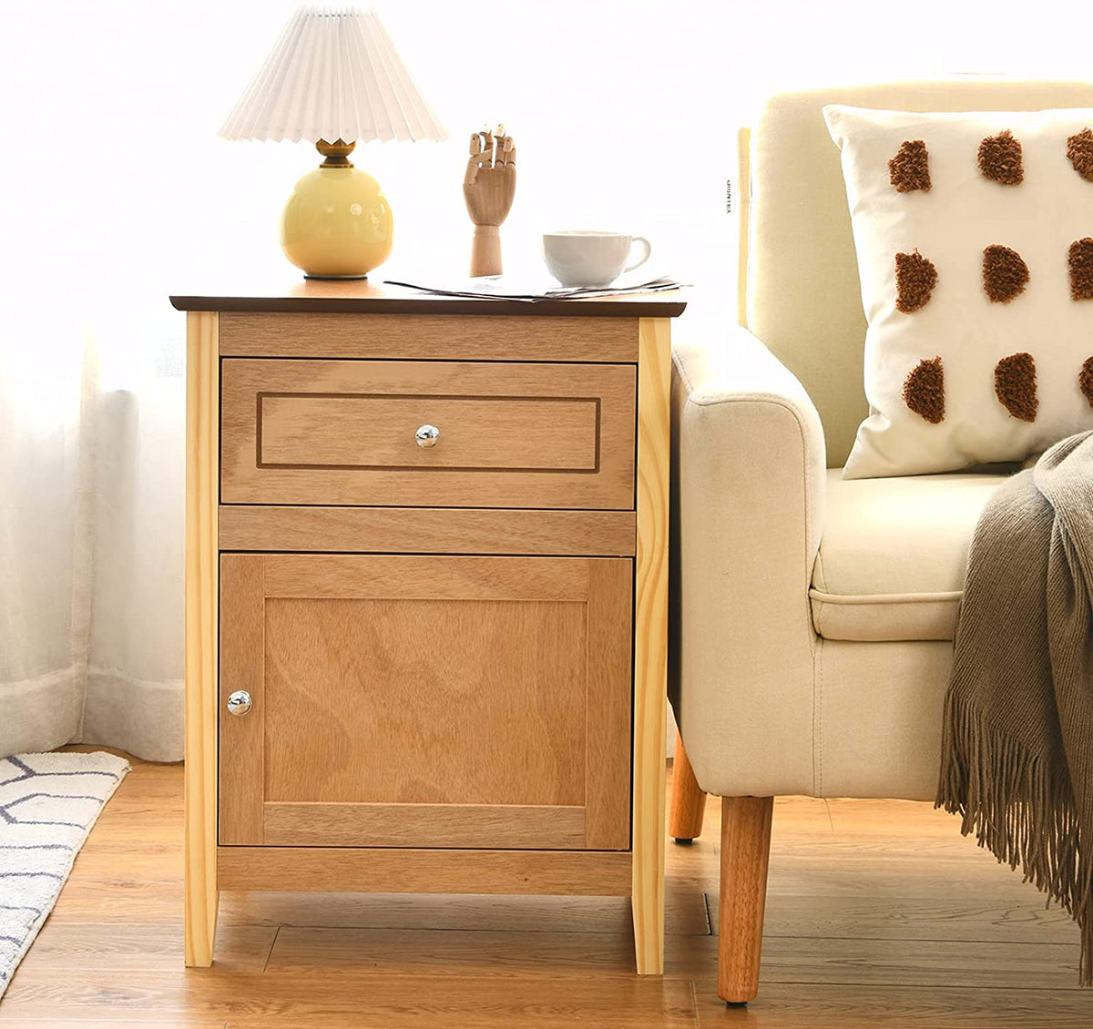 Wooden End Table W/Shelf - Goflame