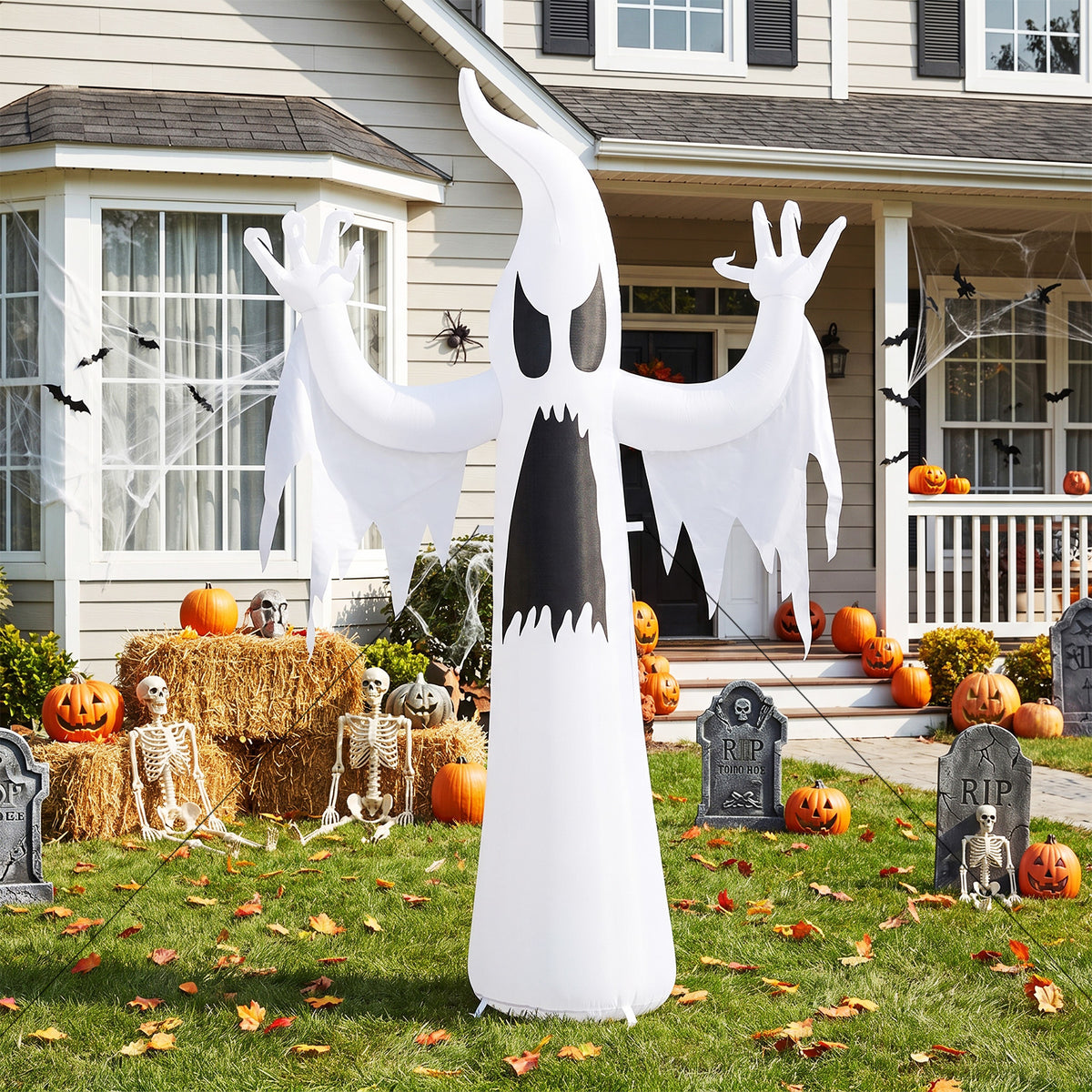 7.7 FT/235 CM Tall Halloween Inflatables Ghost Outdoor Decoration