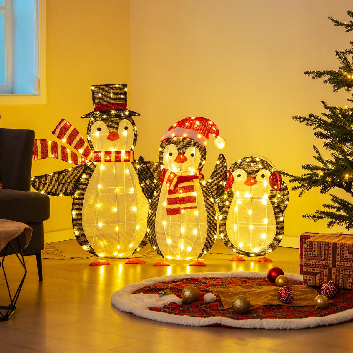 Goflame Set of 3 Lighted Christmas Penguins with LED Lights Outdoor Glowing Holiday Display